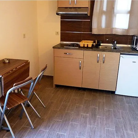 Apartman Asimenis *